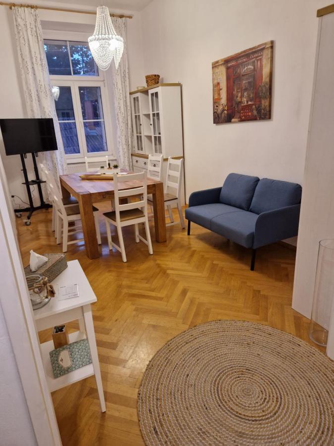 Entzueckendes Apartment Im Zentrum Graz Exterior photo