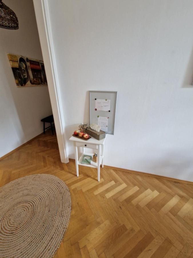 Entzueckendes Apartment Im Zentrum Graz Exterior photo