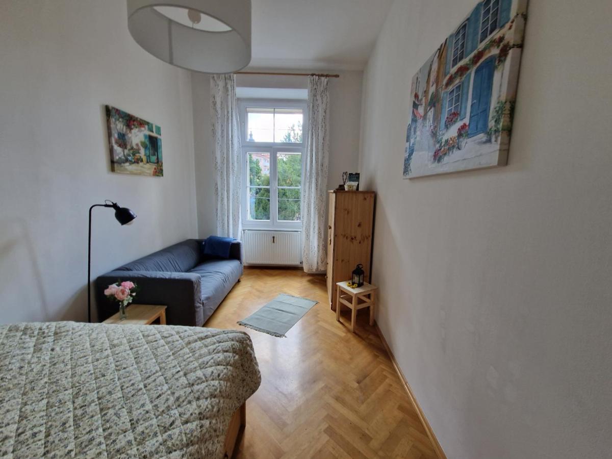 Entzueckendes Apartment Im Zentrum Graz Exterior photo